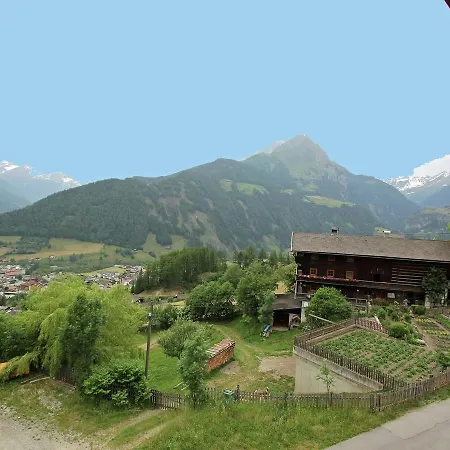 Almhaus Rainer 3 *
